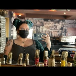 Meet your Posher, Maggie